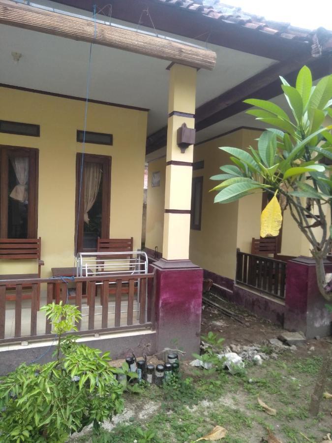Family Bungalow Gili Meno Exterior photo